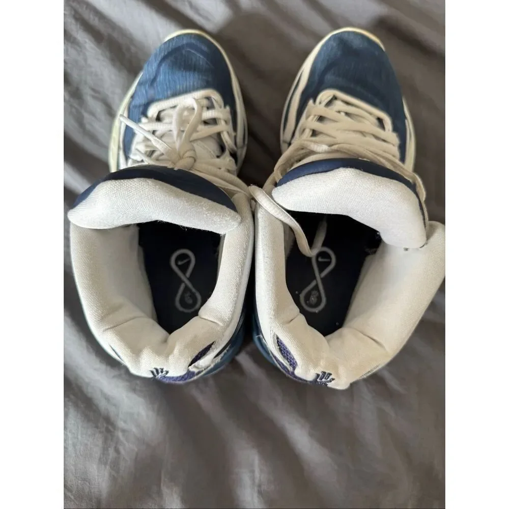 Nike Kyrie Infinity Boys Midnight Navy Blue Size 5.5